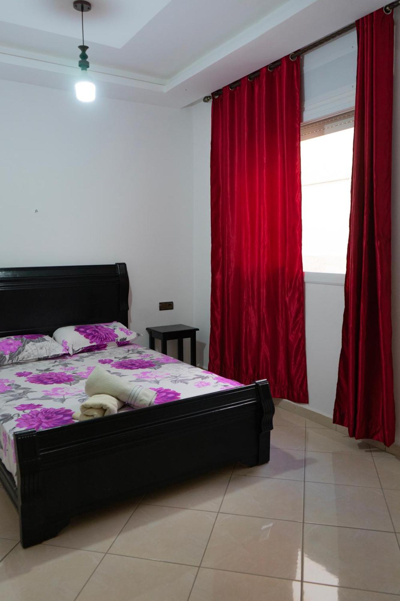 Enjoy Your Vacation Here, 1 Min To The Beach, Only For Families !! Martil Dış mekan fotoğraf